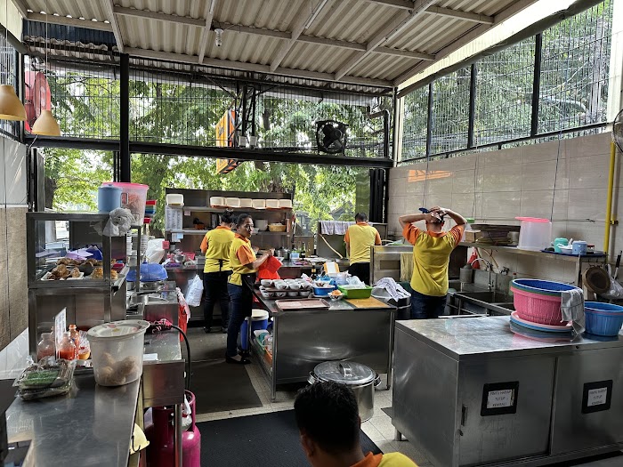 restoran kelapa gading