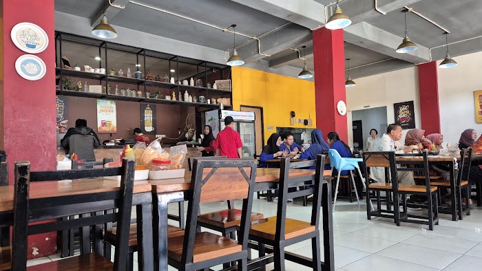 restoran makassar ramah anak